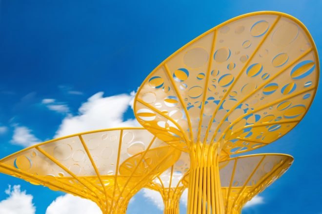 kinetic tree sculpture, Pembroke Pines City Center, Pembroke Pines Gateway Sculpture by Brooks + Scarpa, Gateway sculpture, Pembroke Pines art, Brooks + Scarpa art, landscape art, stainless steel sculpture, public plaza art Florida, public art rain gardens, triple bottom line art