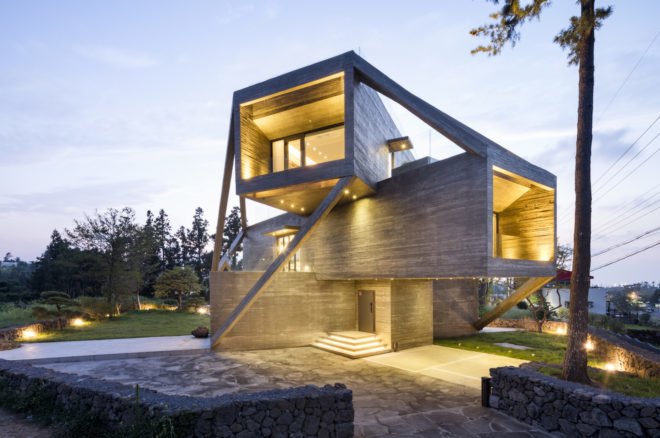 Simple House by Moon Hoon, Moon Hoon architecture, Moon Hoon custom house, Moon Hoon Jeju Island architecture, Simple House on Jeju Island, board formed concrete home, concrete house Jeju Island