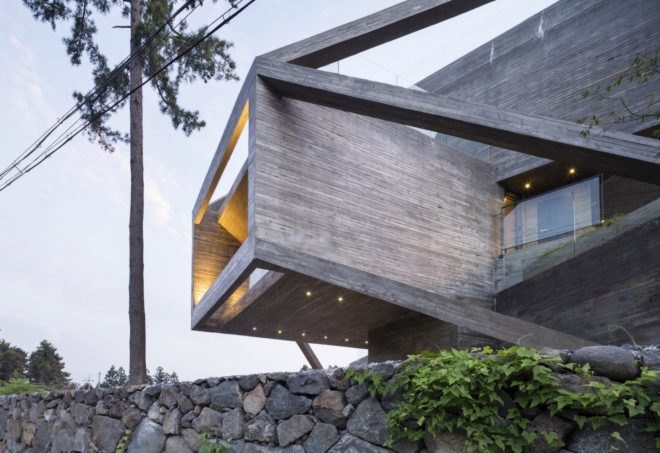 Simple House by Moon Hoon, Moon Hoon architecture, Moon Hoon custom house, Moon Hoon Jeju Island architecture, Simple House on Jeju Island, board formed concrete home, concrete house Jeju Island