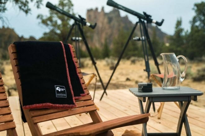 Solar Eclipse Stay, airbnb solar eclipse, solar eclipse 2017, places to see solar eclipse, solar eclipse viewing, airbnb rentals, pod homes, geodesic pods, off grid escapes airbnb, Path of Totality,