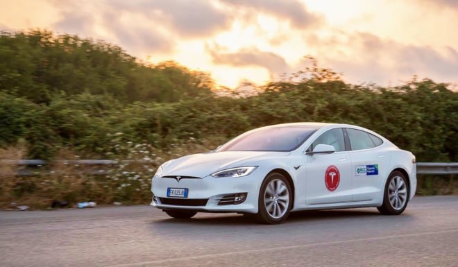 Tesla, tesla model s, Tesla Owners Italia, tesla model s record, model s record, electric car, green car, green transportation, hypermilling, elon musk, Tesla Model S EV Record