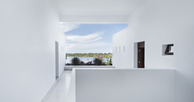 Tudor apartments, Urko Sánchez Architects, green facade, natural ventilation, Kenya, green architecture, minimize heat gain, terraces, green patio, panoramic views, natural light
