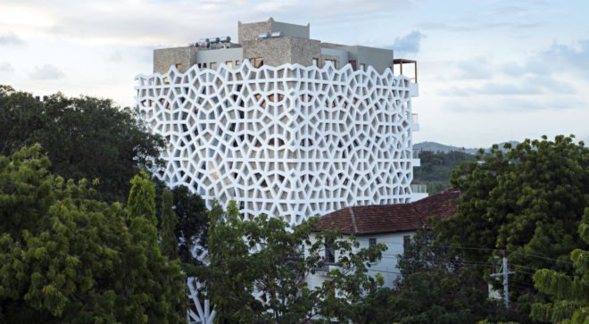 Tudor apartments, Urko Sánchez Architects, green facade, natural ventilation, Kenya, green architecture, minimize heat gain, terraces, green patio, panoramic views, natural light