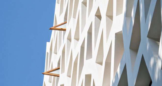 Tudor apartments, Urko Sánchez Architects, green facade, natural ventilation, Kenya, green architecture, minimize heat gain, terraces, green patio, panoramic views, natural light
