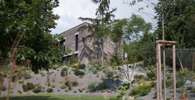 Villa H, Atelier 6, green architecture, Prague, cladding, Czech Republic, mosaic, elevator, terraced garden
