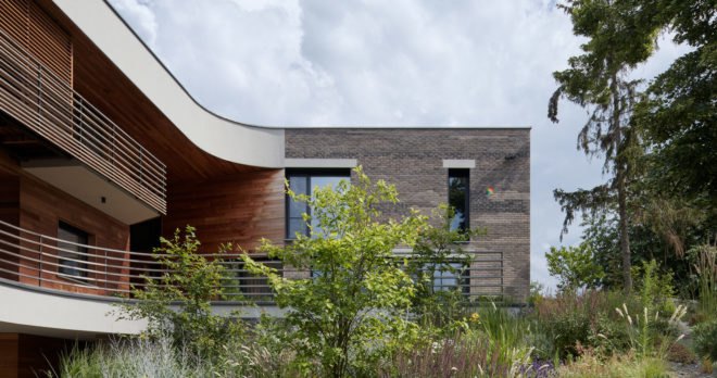 Villa H, Atelier 6, green architecture, Prague, cladding, Czech Republic, mosaic, elevator, terraced garden