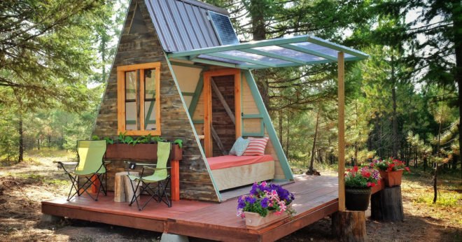 A-frame cabin, Montana, tiny house, Derek Diedricksen, affordable house, DIY cabin, solar power, solar panels, green architecture, Alla Ponomareva