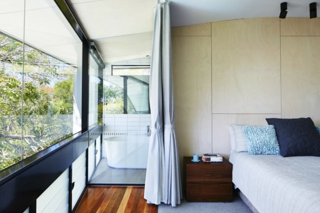 Bureau Proberts, Bardon House, sloping homes, homes built on slopes, angular homes, architecture, australian architecture, black homes, contemporary architecture, natural light, home design, interior design,