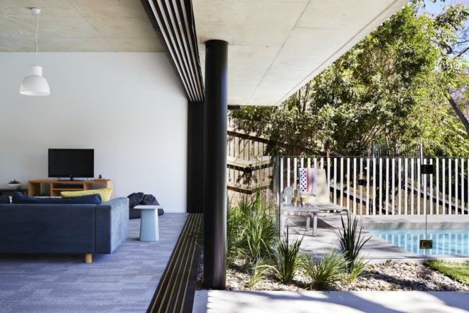 Bureau Proberts, Bardon House, sloping homes, homes built on slopes, angular homes, architecture, australian architecture, black homes, contemporary architecture, natural light, home design, interior design,