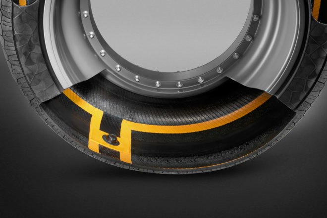 Continental, ContiAdapt, ContiSense, Frankfurt Motor Show, tire, tires, concept tire, concept tires, tire technology, tire technologies, road, road conditions, adapt, sense, monitor, cars, automotive