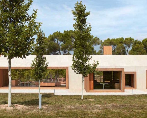 Cottage in the Vineyard by Ramón Esteve Estudio, vineyard modern house, modern Valencia architecture, solar powered Valencia architecture, eco-friendly vineyard architecture, passive house Valencia,