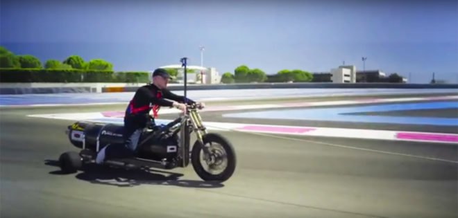 François Gissy, Circuit Paul Ricard, France, trike, trikes, water rocket trike, rocket trike, rocket trikes, water rocket, bottle rocket, bottle rockets, water, rainwater, tricycle, tricycles, speed
