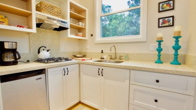 Hawaii Tiny Home, tiny home living, tiny houses, tiny home hawaii, tiny home hawaii airbnb, Hawaii tree cottage , volcano hawaii tiny home, off grid retreat hawaii, tropical tiny homes, tiny spaces, interior design tiny home, tiny home rentals, Hawaii Volcanoes National Park,