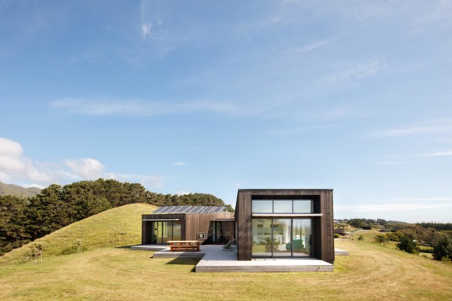 Peka Peka House I by Herriot Melhuish O’Neill Architects, Peka Peka House I, Peka Peka architecture, Peka Peka ecofriendly architecture, off grid architecture New Zealand, Kapiti Island off grid home