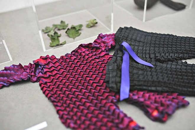 Petit Pli, James Dyson award, Origami, clothing that grows with kids, sustainable design, sustainable fashion, fashion industry, recycling,