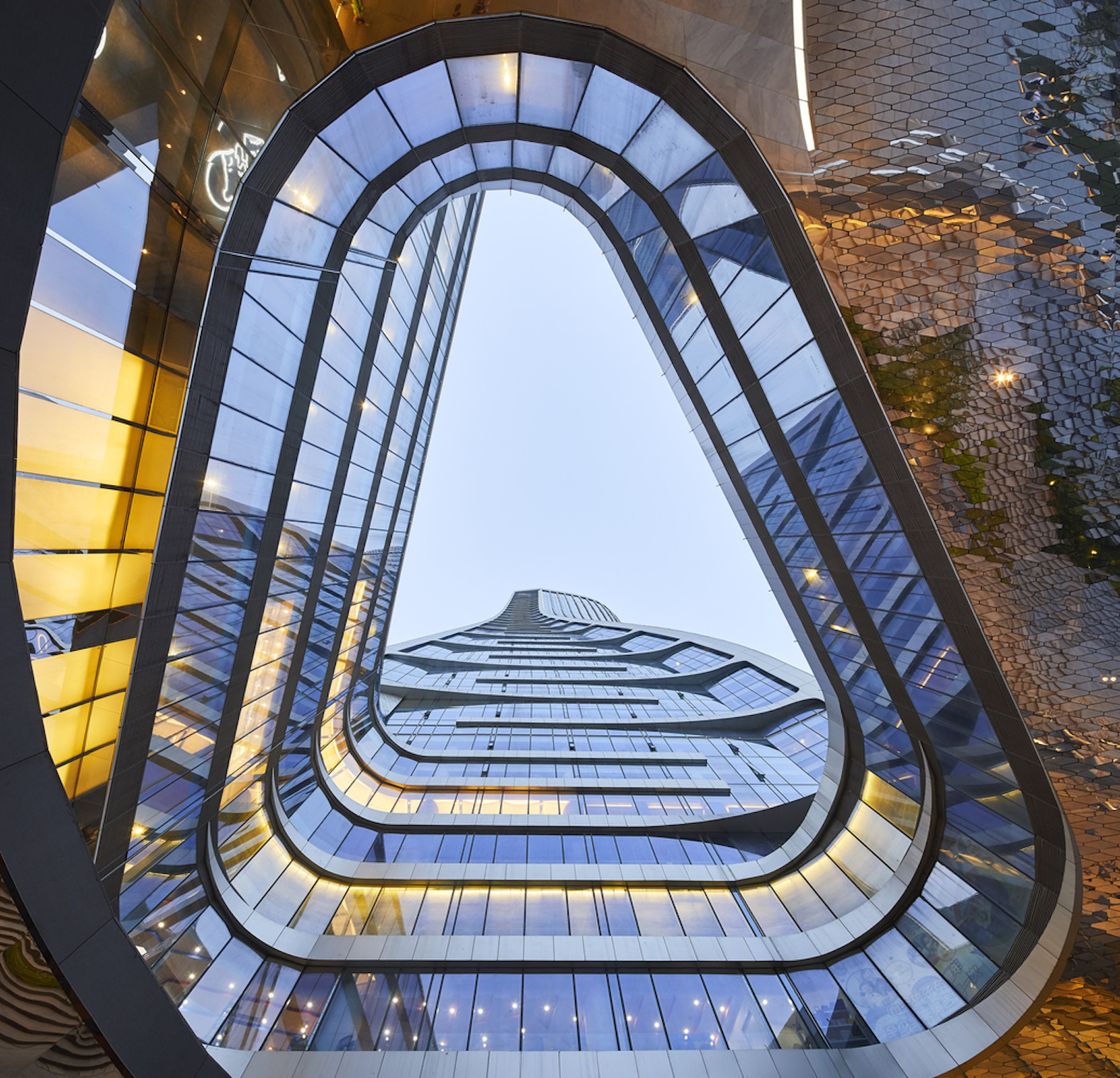 Raffles City Hangzhou, Raffles City Hangzhou by UNStudio, Superliving UNStudio, UNStudio China, Qianjiang New Town development, sustainable mixed use, sustainable urban design, Hangzhou urban design