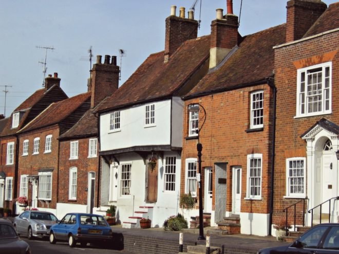 UK, feed-in tariff scheme, England, Wales, solar, low-income, Solarplicity, energy efficiency, eco-friendly, environment