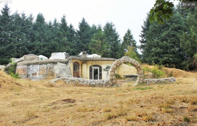 Nolan Scheid, Nolie Scheid, dome homes, concrete lord of the rings home, odd architecture, dome architecture, stone homes, off grid homes, dome homes for sale, oregon homes, domed architecture, off grid home design, natural light, lorrane home, oregon homes for sale, reclaimed wood flooring