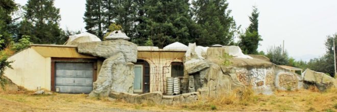 Nolan Scheid, Nolie Scheid, dome homes, concrete lord of the rings home, odd architecture, dome architecture, stone homes, off grid homes, dome homes for sale, oregon homes, domed architecture, off grid home design, natural light, lorrane home, oregon homes for sale, reclaimed wood flooring