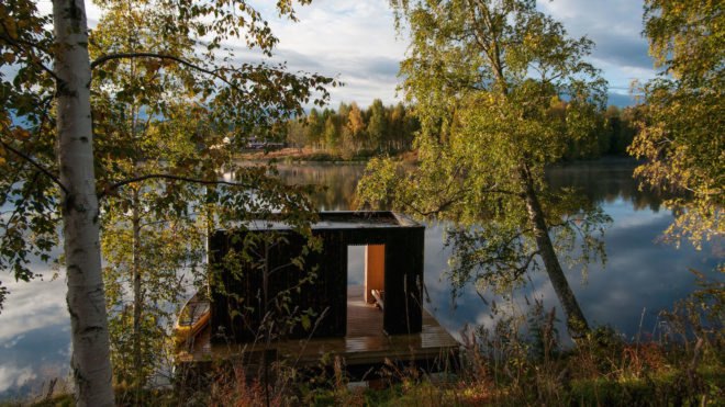 Floating sauna by Small Architecture Workshop, Small Architecture Workshop sauna, Small Architecture Workshop design build, Åmot floating sauna, Åmot bed and breakfast,