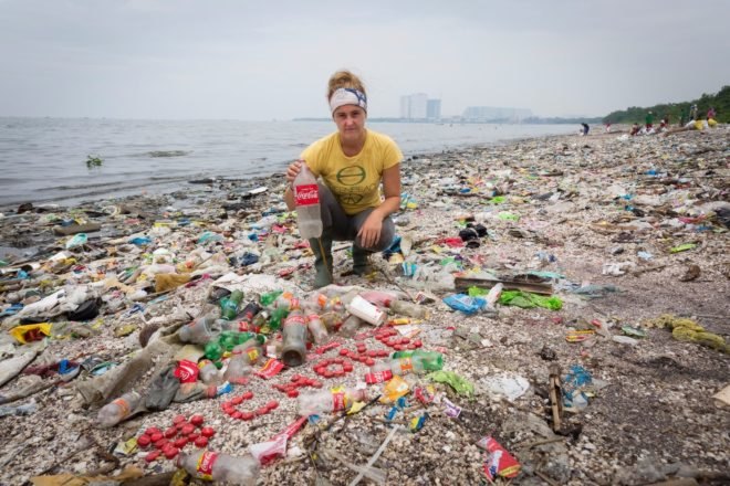 Coca-Cola, Greenpeace, plastic bottles