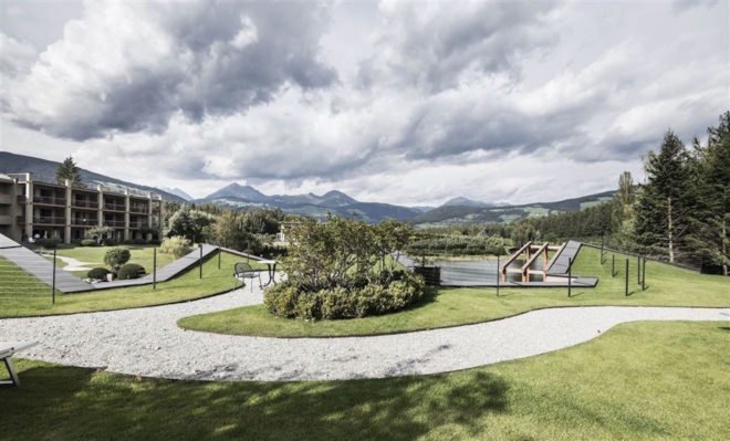 Hotel Seehof by noa, Hotel Seehof renovation, Hotel Seehof in northern Italy, Italy eco resorts, Hotel Seehof, Hotel Seehof network of architecture, Flötscher Weiher,