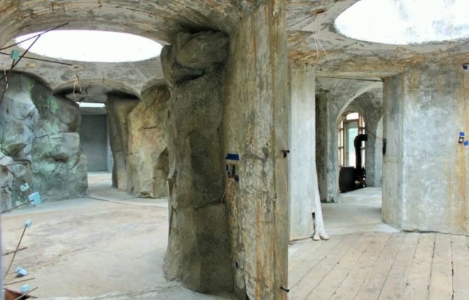 Nolan Scheid, Nolie Scheid, dome homes, concrete lord of the rings home, odd architecture, dome architecture, stone homes, off grid homes, dome homes for sale, oregon homes, domed architecture, off grid home design, natural light, lorrane home, oregon homes for sale, reclaimed wood flooring