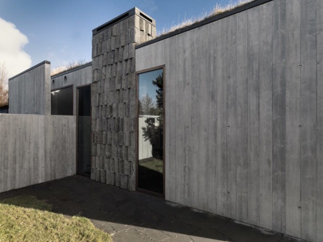 B14 by Studio Granda, Studio Granda architecture, Iceland modernist home, green roofed Iceland home, B14 villa Iceland
