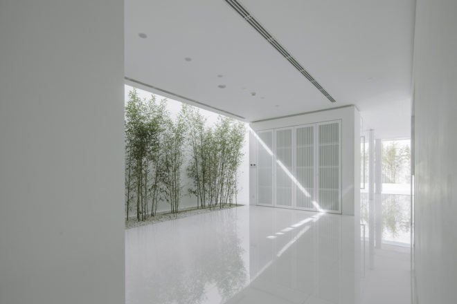 Bamboo Rooftop Room by V STUDIO, bamboo rooftop space, bamboo grove on shopping mall, shopping mall roof architecture, V STUDIO Architects, bamboo forest architecture