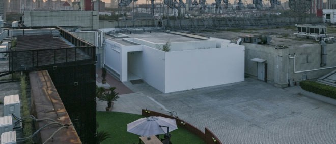 Bamboo Rooftop Room by V STUDIO, bamboo rooftop space, bamboo grove on shopping mall, shopping mall roof architecture, V STUDIO Architects, bamboo forest architecture