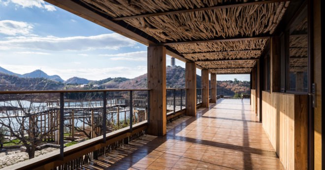 Creek Park Hotel, Beijing Jinhai Lake International Resort, SYN Architects, green renovation, Beijing, luxury hotel, locally sourced materials, green architecture, wood structure, panoramic views, viewing platform