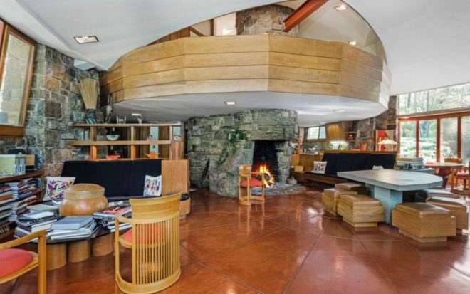 Frank Lloyd Wright, mushroom shaped house, Frank Lloyd Wright homes for sale, Frank Lloyd Wright architecture, iconic architects, Pleasantville, New York, Frank Lloyd Wright community, upstate ny homes, Usonian community pleasantville, Sol Friedman House, modernist architecture, Sol Friedmen Home, Broadacre City