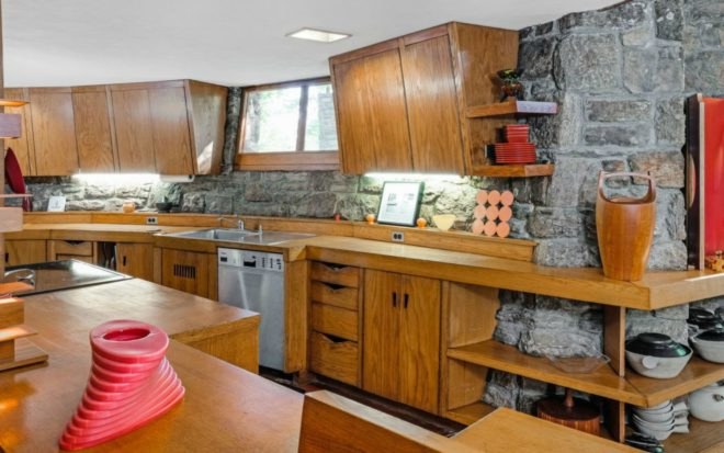 Frank Lloyd Wright, mushroom shaped house, Frank Lloyd Wright homes for sale, Frank Lloyd Wright architecture, iconic architects, Pleasantville, New York, Frank Lloyd Wright community, upstate ny homes, Usonian community pleasantville, Sol Friedman House, modernist architecture, Sol Friedmen Home, Broadacre City
