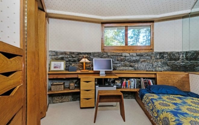 Frank Lloyd Wright, mushroom shaped house, Frank Lloyd Wright homes for sale, Frank Lloyd Wright architecture, iconic architects, Pleasantville, New York, Frank Lloyd Wright community, upstate ny homes, Usonian community pleasantville, Sol Friedman House, modernist architecture, Sol Friedmen Home, Broadacre City