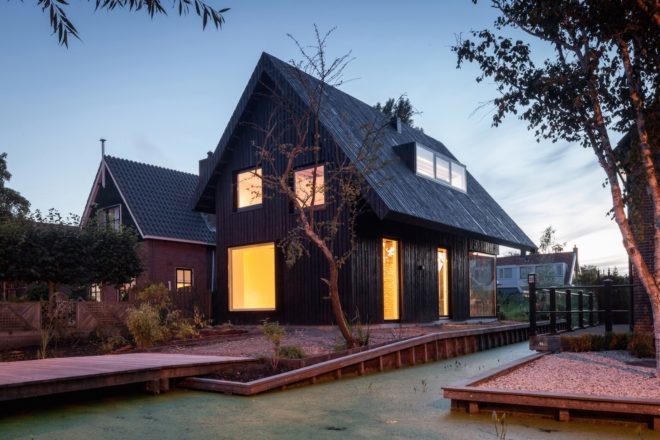 House MM by Chris Collaris Architects, House MM Amsterdam, Amsterdam green renovation, black solar panels, blackened timber home, minimalist blackened timber architecture, passive solar home Amsterdam