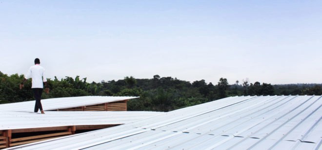 InsideOut School, Andrea Tabocchini, Francesca Vittorini, green school, Ghana, rammed earth, locally sourced materials, affordable architecture, green architecture, skylights, natural ventilation