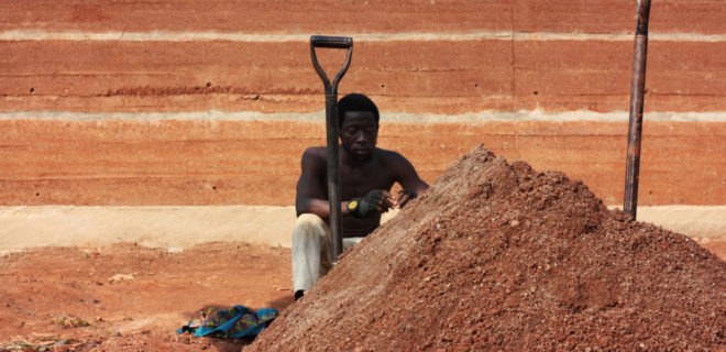 InsideOut School, Andrea Tabocchini, Francesca Vittorini, green school, Ghana, rammed earth, locally sourced materials, affordable architecture, green architecture, skylights, natural ventilation