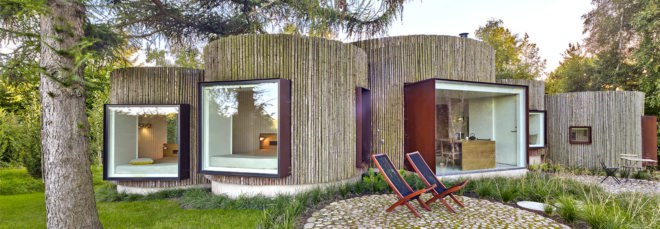 Jan Henrik Jansen, danish hotels, Birkedal, island of Møn, Denmark hotels, Denmark rentals, Denmark architecture, log cabins, pine-clad cabins, wooden cabins, cabin design, round homes, round architecture, danish home design, incredible vacation retreats, cabin retreats, off grid cabins