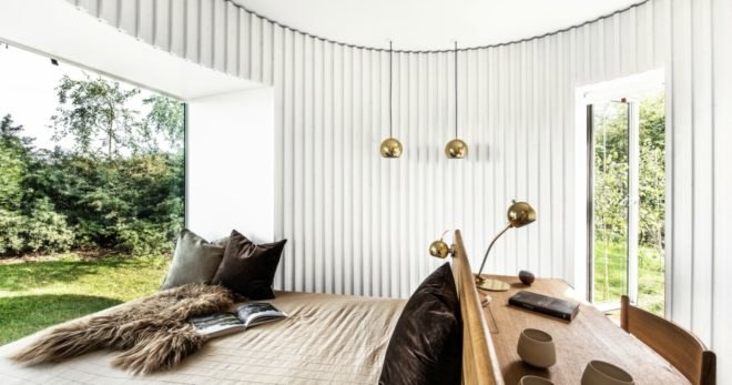 Jan Henrik Jansen, danish hotels, Birkedal, island of Møn, Denmark hotels, Denmark rentals, Denmark architecture, log cabins, pine-clad cabins, wooden cabins, cabin design, round homes, round architecture, danish home design, incredible vacation retreats, cabin retreats, off grid cabins