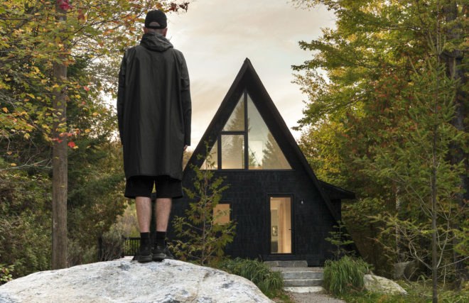Green renovation, A-frame cabin, Fahouse, Jean Verville architecte, Canada, cabin, green architecture, rehabilitation, storage space, staircase
