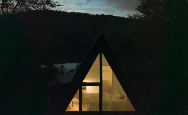 Green renovation, A-frame cabin, Fahouse, Jean Verville architecte, Canada, cabin, green architecture, rehabilitation, storage space, staircase