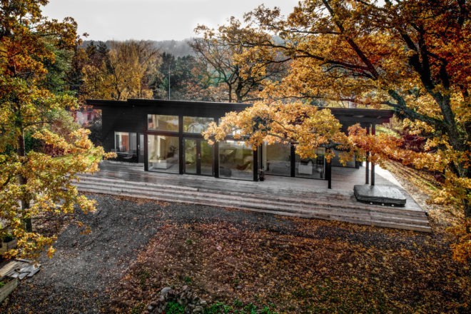 Log Villa on the Coast, Log Villa on the Coast by Pluspuu, Kustavi by Pluspuu, Kustavi 125 by Pluspuu, Log villa by Pluspuu, Finnish log cabins, contemporary log cabins, Ollikaisen Hirsirakenne Oy, Turku log cabins, contemporary geothermal cabins,