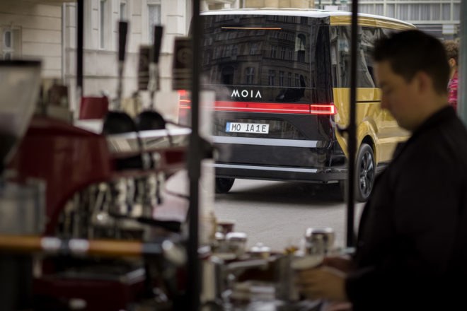 Moia, Volkswagen, Germany, rideshare, ridesharing, electric vehicle, electric minibus