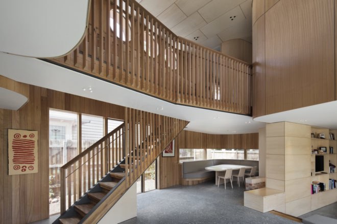 True North by TANDEM Design Studio, pleated steel facade, renovated stables, stables house project, TANDEM Design Studio, curvaceous homes, buildings on triangular plots, insulated double brick construction,