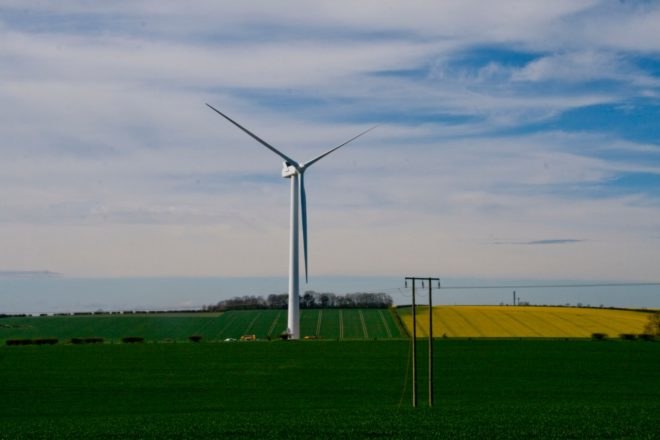 wind turbine Yorkshire, wind turbine Sanction Hill, wind turbine United Kingdom,