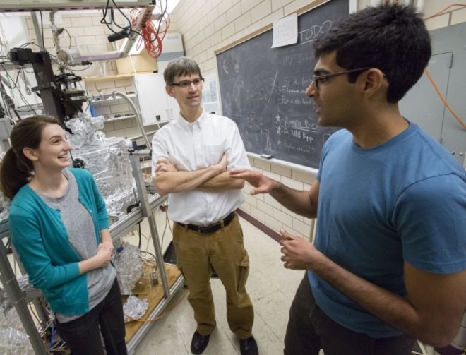physicists University of Illinois, researchers University of Illinois, scientists University of Illinois,