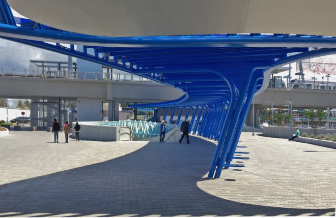 Angle Lake Transit Station and Plaza, Seattle-Tacoma International Airport, Brooks + Scarpa, William Forsythe, airport, undulating façade, aluminium facade, aluminium, transparent façade, green architecture