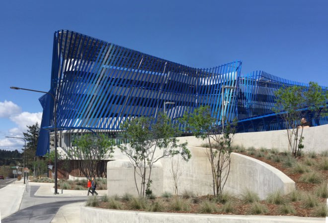 Angle Lake Transit Station and Plaza, Seattle-Tacoma International Airport, Brooks + Scarpa, William Forsythe, airport, undulating façade, aluminium facade, aluminium, transparent façade, green architecture