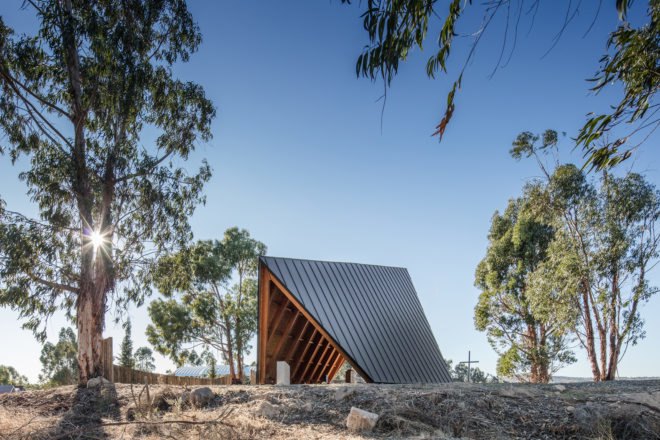 Chapel, tents, Portugal, Plano Humano Arquitectos, wooden beams, National Scout´s Activities Camp (CNAE), tiny building, green architecture, natural building materials, gable roof, panoramic views