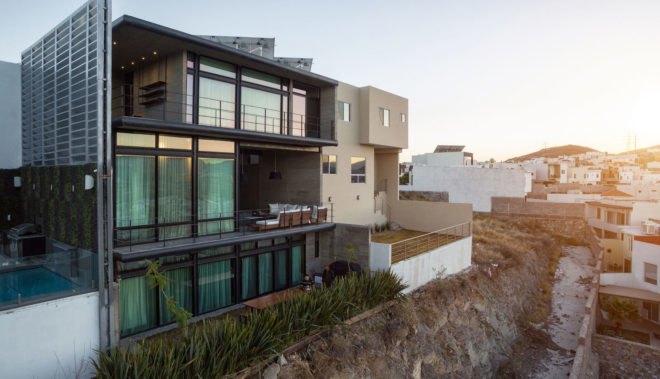 Cima House by Garza Iga Arquitectos, sustainable Chihuahua architecture, eco-friendly Chihuahua architecture, Cima House Chihuahua, solar-powered house in Mexico, contemporary concrete architecture,